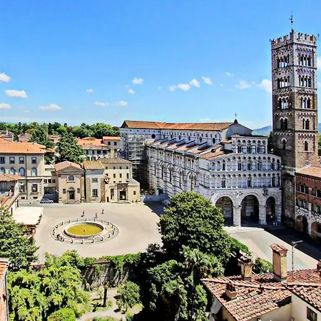 Holiday Home In Lucca Near Historic Walls